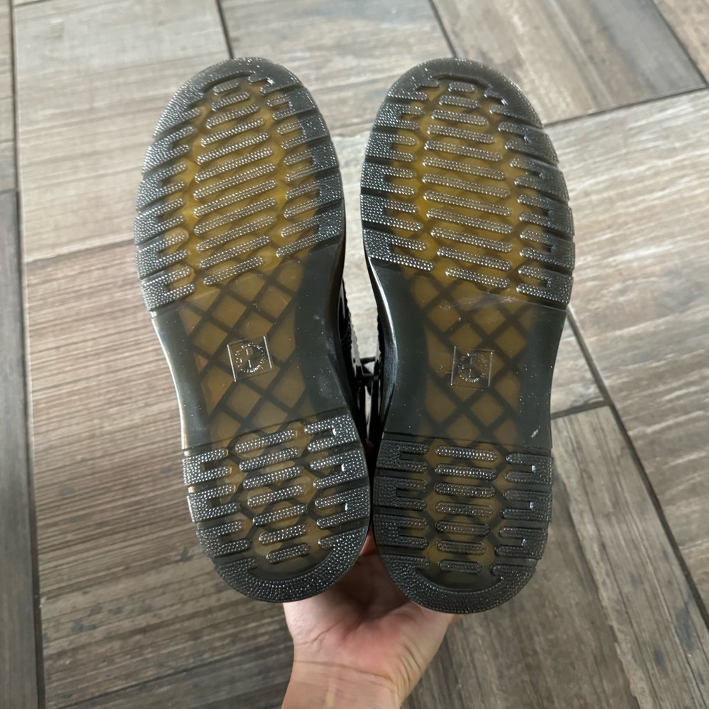 DR.MARTENS WOMENS ZAVALA COMBAT BOOT size 6 - Picture 10 of 10